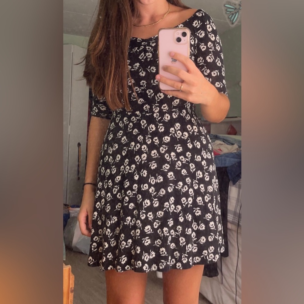 Forever 21 Flower Dress Size S